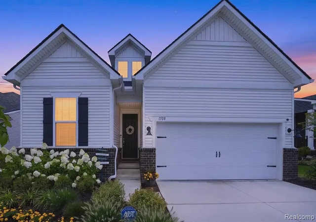 1st image of 1708 Sunflower Ln, Milford, MI 48381 | MLS# 61019011