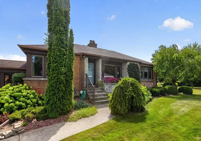 Photo 1 of Sale Pending at 5596 Gaertner Ct, Bay City, MI 48706 | MLS# 50219237 | Listing updated on 2026-08-27