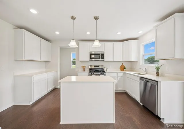 Photo 4 of Single family home for sale at 34494 Sandpiper Ct, New Baltimore, MI 48047 | MLS# 60995411 | Listing updated on 2026-09-02