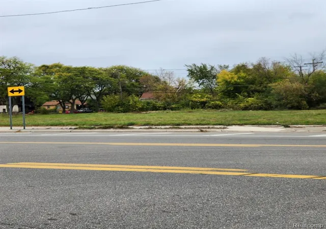 4th image of 15310 La Salle Blvd, Detroit, MI 48238 | MLS# 60349403