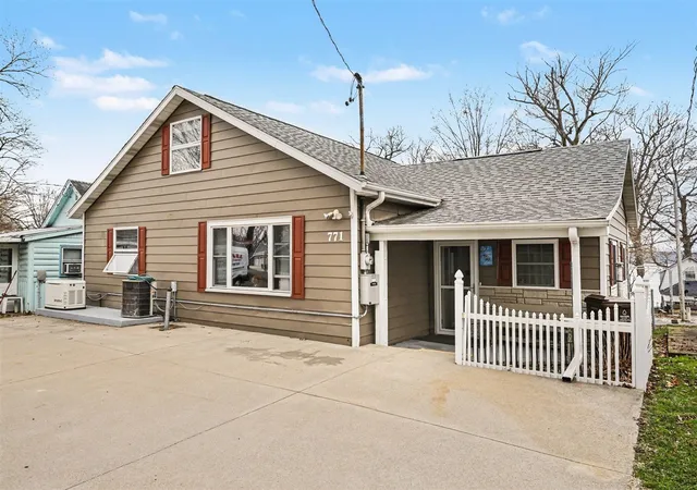1st image of 771 Beechwood Dr, Delton, MI 49046 | MLS# 70523359