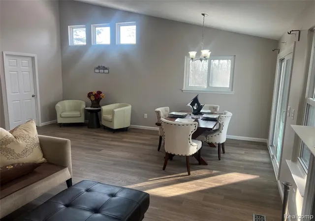 Listing Photo 5 - Condo for sale in building located at 37378 Amhurst Dr, Westland, MI 48185