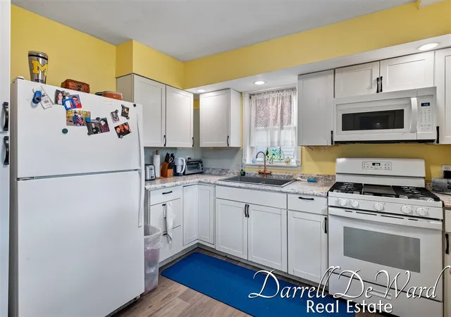 Photo 3 of Single family home for sale at 52 Stormzand Pl, Grand Rapids, MI 49503 | MLS# 70552167 | Listing updated on 2026-09-17