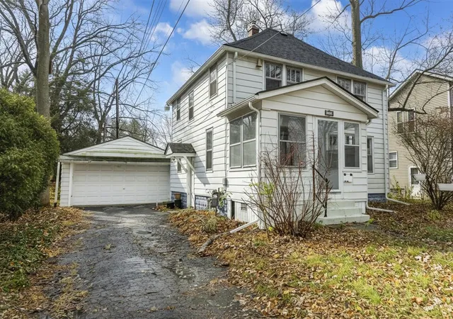 2nd image of 1109 Westmoorland St, Ypsilanti, MI 48197 | MLS# 70506589