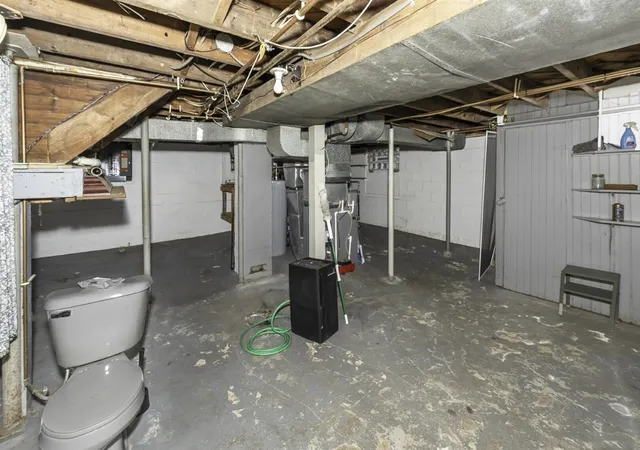 43rd image of 1109 Westmoorland St, Ypsilanti, MI 48197 | MLS# 70506589