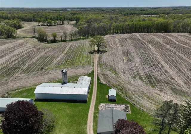 Photo 4 of Sale Pending at 27350 H Dr N, Albion, MI 49224 | MLS# 70471504 | Listing updated on 2026-03-31