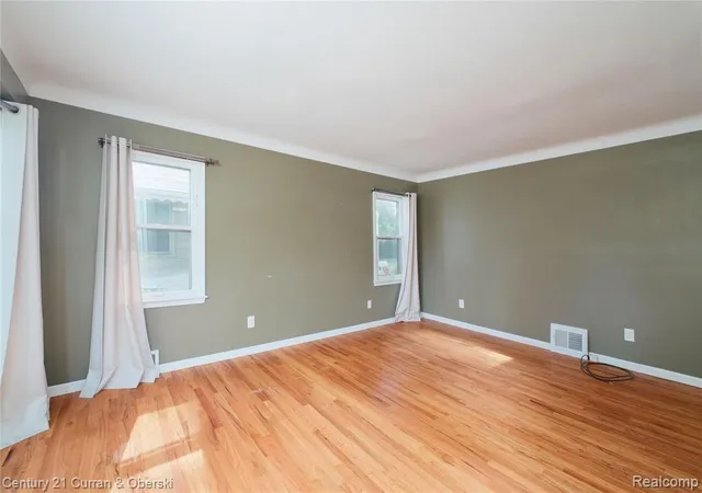 Homes for sale in Oak Park, MI | 13631 Labelle St, Oak Park, MI 48237 | MLS# 61003757
