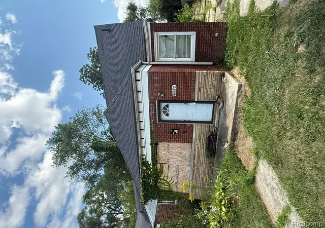 Photo 1 of Single family home for sale at 11850 Engleside St, Detroit, MI 48205 3364 | MLS# 61024445 | Listing updated on 2026-09-21