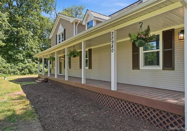 5th image of 25980 Lyman Ln, New Hudson, MI 48165 | MLS# 61016237