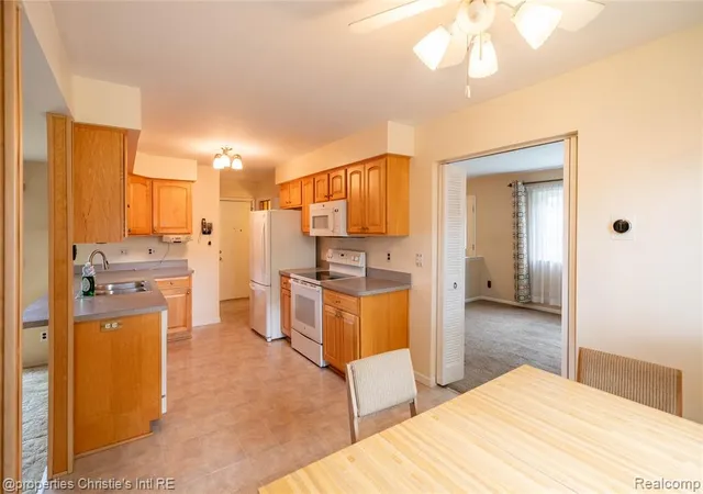 Homes for sale in Sterling Heights, MI | 11675 Monsbrook Ct, Sterling Heights, MI 48312 | MLS# 61004830