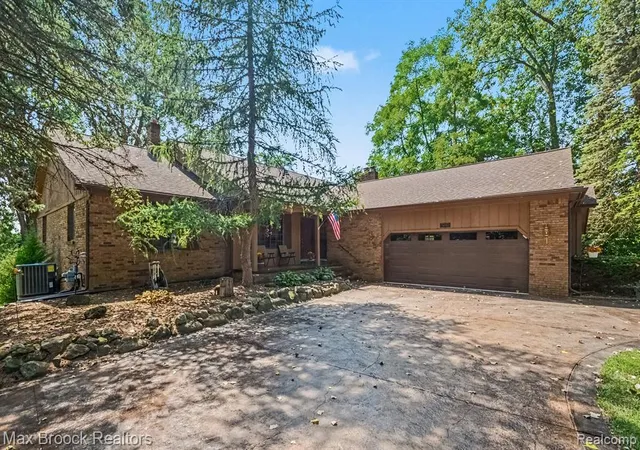 2nd image of 6925 W Church St, Clarkston, MI 48346 1413 | MLS# 61023583