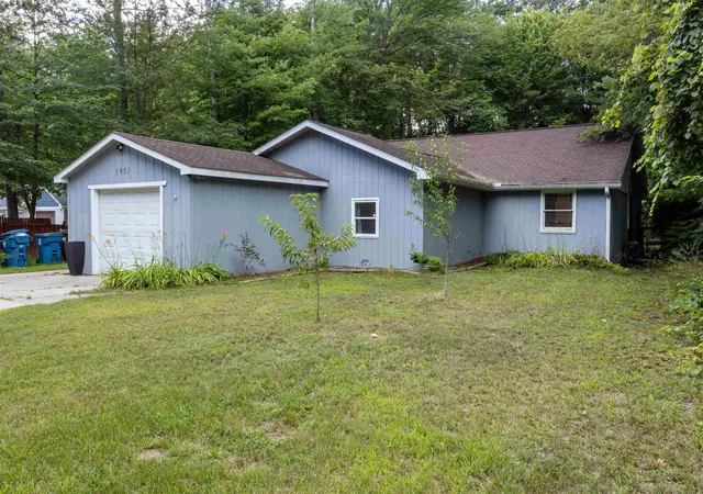 2nd image of 1951 N Hope Rd, Midland, MI 48642 | MLS# 50218987