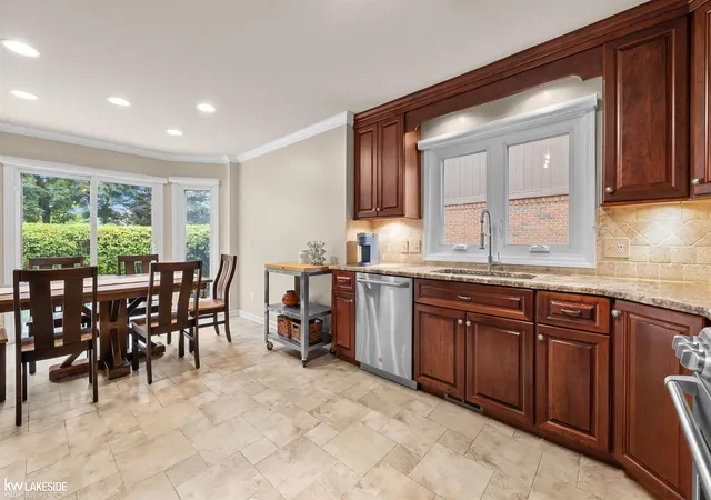 Photo 5 of Sale Pending at 6602 Berkshire Dr, Washington, MI 48094 | MLS# 50217599 | Listing updated on 2026-08-14