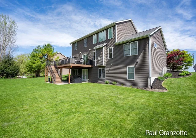 Photo 5 of Single family home for sale at 2480 Cedar W Dr, Jenison, MI 49428 | MLS# 70545749 | Listing updated on 2026-09-01