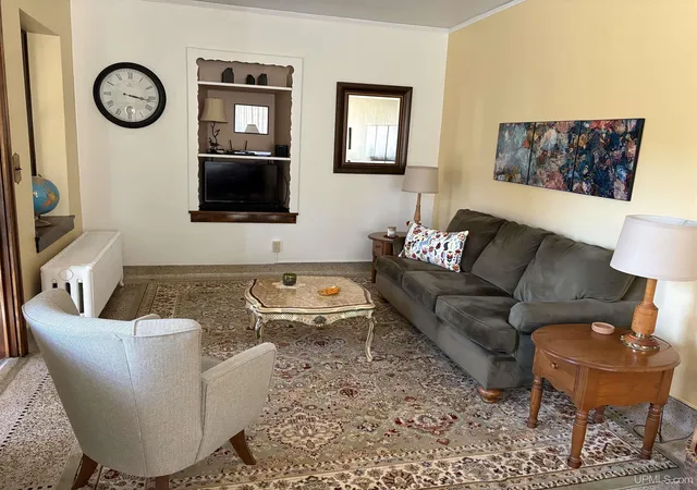 Homes for sale in Hurley, WI | 613 N 2Nd Ave, Hurley, WI 54534 | MLS# 50214733