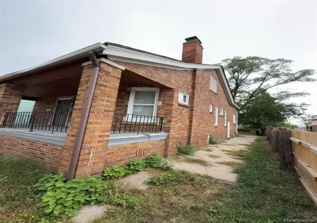 3rd image of 12316 Northlawn St, Detroit, MI 48204 1020 | MLS# 60974260
