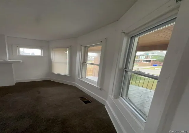 5th image of 12316 Northlawn St, Detroit, MI 48204 1020 | MLS# 60974260