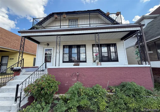 Photo 2 of Single family home for sale at 3380 Holbrook St, Hamtramck, MI 48212 3520 | MLS# 61025854 | Listing updated on 2026-08-30