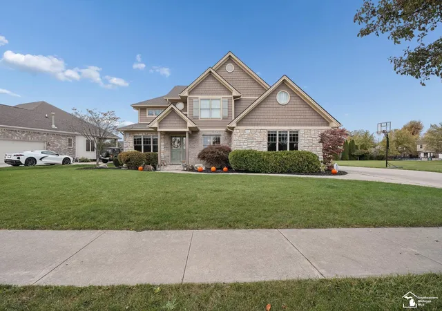 3rd image of 8439 Eagle Pointe Dr, Newport, MI 48166 | MLS# 50192596