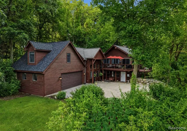 Photo 2 of Single family home for sale at 9317 Lovejoy Rd, Linden, MI 48451 9636 | MLS# 61024319 | Listing updated on 2026-09-12