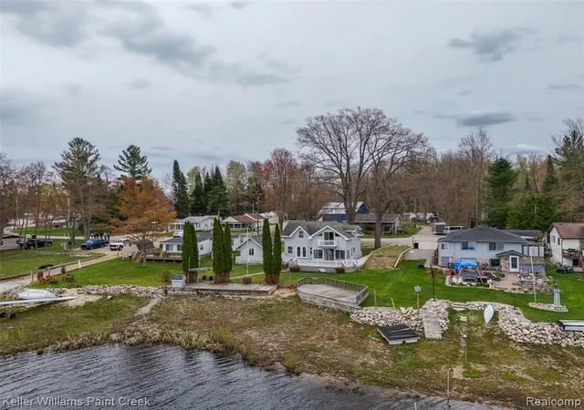 Homes for sale in Gladwin, MI | 1379 Sioux St, Gladwin, MI 48624 | MLS# 60994951