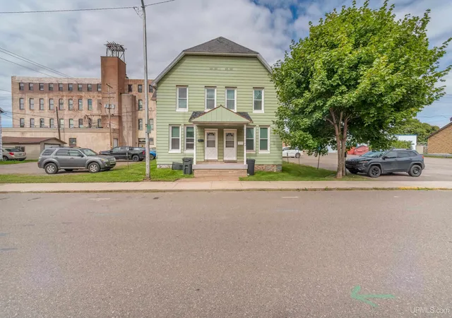 Photo 1 of Multi family home for sale at 313 315 E Pearl St, Ishpeming, MI 49849 | MLS# 50215550 | Listing updated on 2026-08-17