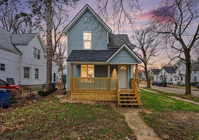 Photo 1 of Sale Pending at 128 Reed St, Kalamazoo, MI 49001 | MLS# 70518893 | Listing updated on 2026-04-07