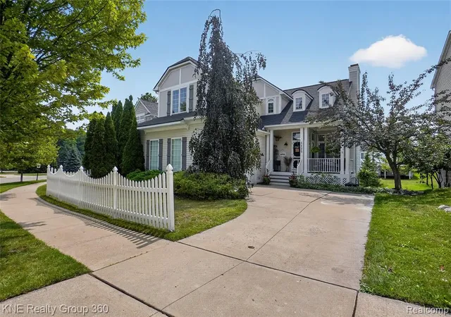 1st image of 1125 Hudson Dr, Howell, MI 48843 | MLS# 61022395