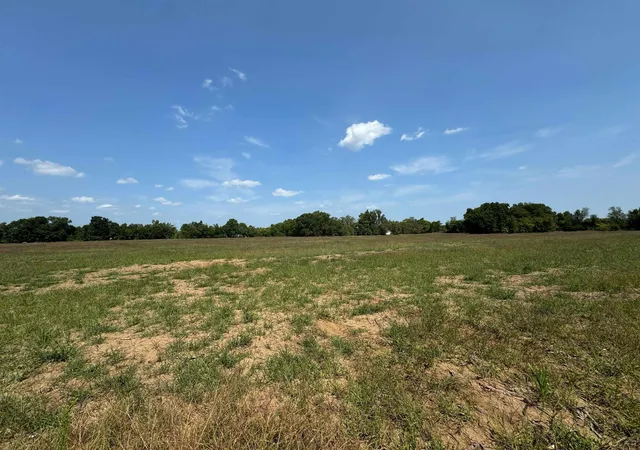 3rd image of 2000 Sutton Rd, Adrian, MI 49221 | MLS# 50161203