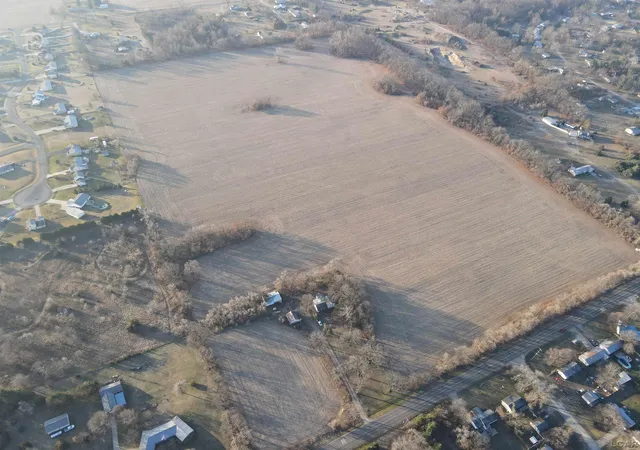 4th image of 2000 Sutton Rd, Adrian, MI 49221 | MLS# 50161203