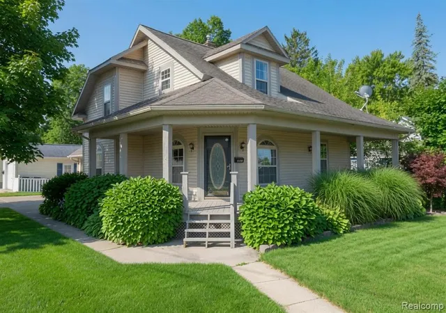 Photo 3 of Sale Pending at 301 W Young St, Clio, MI 48420 1311 | MLS# 61015100 | Listing updated on 2026-08-31