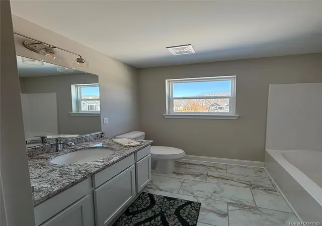 Homes for sale in Howell, MI | 1034 Camellia Cir, Howell, MI 48843 9256