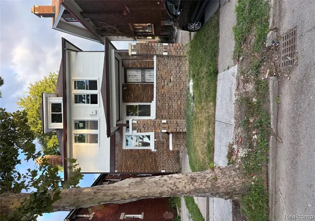 Photo 1 of Single family home for sale at 2737 Clairmount St, Detroit, MI 48206 1983 | MLS# 61023303 | Listing updated on 2026-08-24