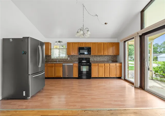 Photo 3 of Sale Pending at 322 New Hampshire Dr, Portage, MI 49024 | MLS# 70554204 | Listing updated on 2026-09-10
