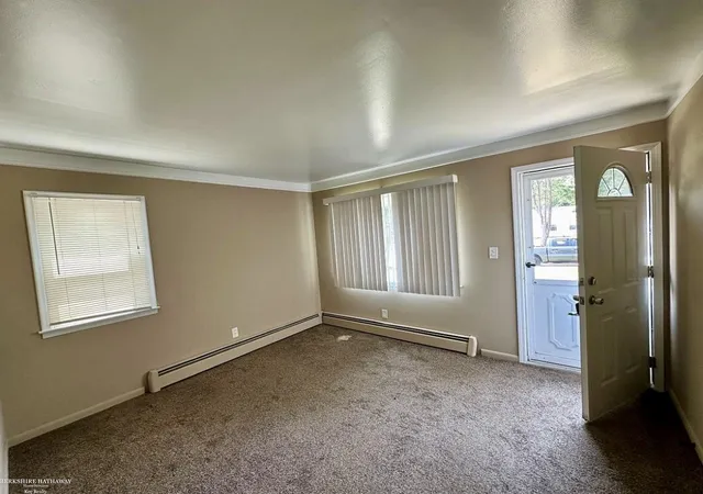 Photo 4 of Single family home for sale at 25106 Rosenbusch Blvd, Warren, MI 48089 | MLS# 50219495 | Listing updated on 2026-09-04