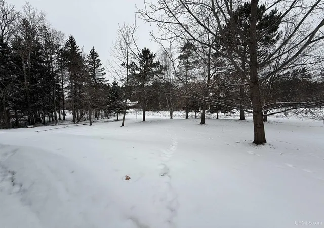 Photo 2 of Single family home for sale at 404 9th Avenue, Hurley, WI 54534 | MLS# 50202182 | Listing updated on 2026-03-24