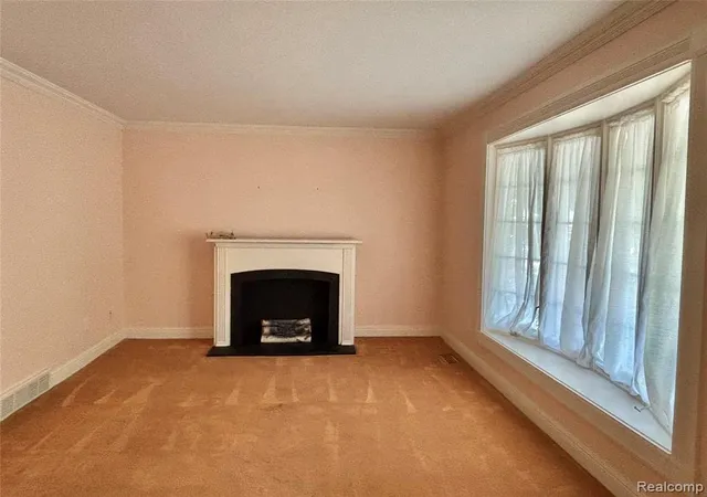Photo 3 of Sale Pending at 14819 Forest St, Southgate, MI 48195 | MLS# 61018078 | Listing updated on 2026-09-01