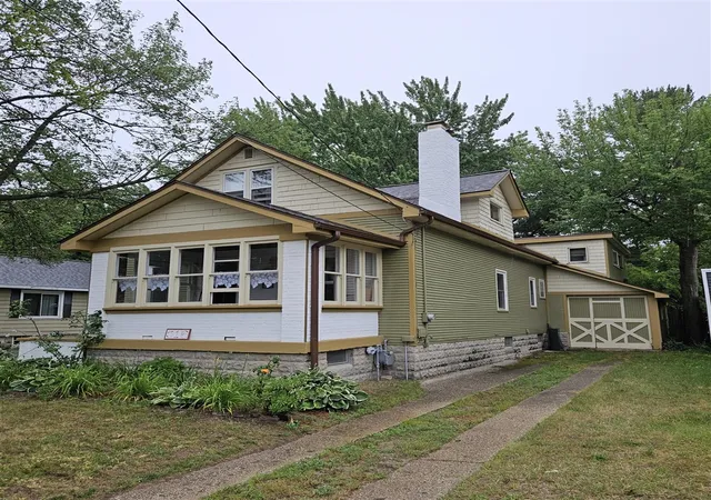 Homes for sale in Spring Lake, MI | 516 E Exchange St, Spring Lake, MI 49456 | MLS# 70543466