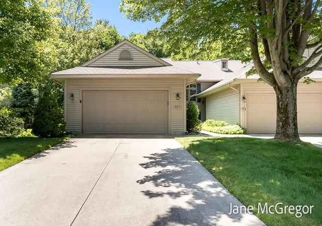 2nd image of 753 Tournament Cir, Norton Shores, MI 49444 | MLS# 70548929