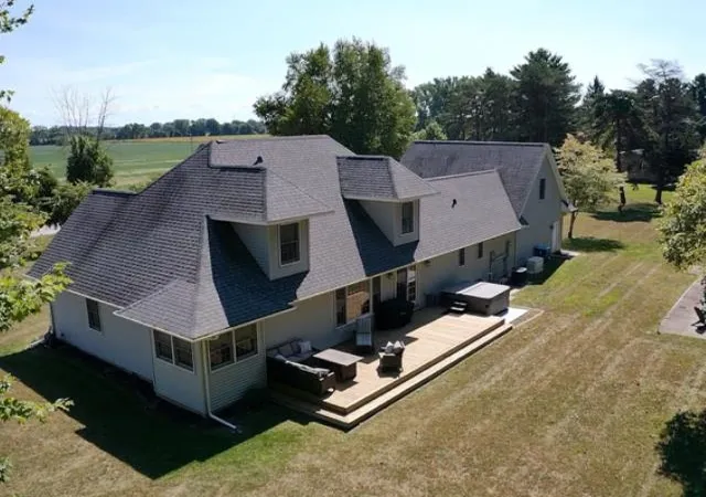 Photo 4 of Sale Pending at 5605 N Shore Rd, Pinconning, MI 48650 | MLS# 50205574 | Listing updated on 2026-09-24