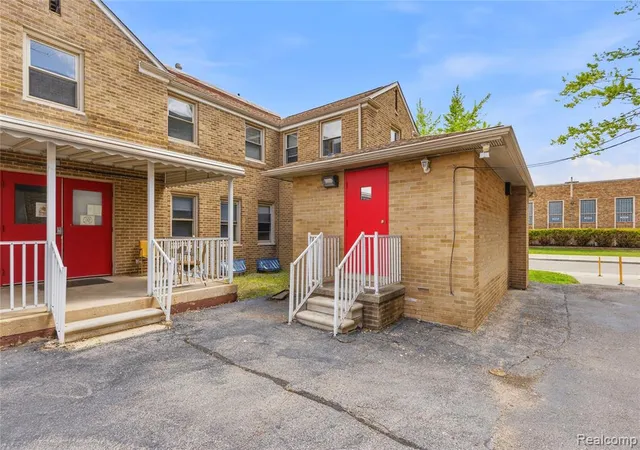 Homes for sale in Melvindale, MI | 19621 Wood St, Melvindale, MI 48122 | MLS# 60992401