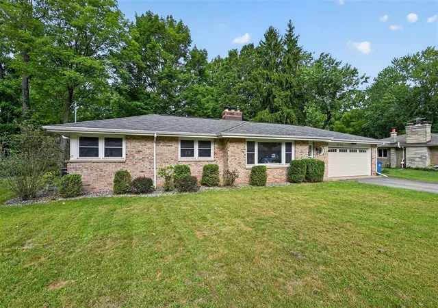 Photo 2 of Single family home for sale at 2119 Clark Ave, Kalamazoo, MI 49048 | MLS# 70555486 | Listing updated on 2026-08-28