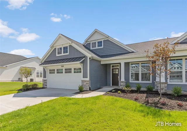 Listing Photo 4 - Condo for sale in building located at 7604 Hidden Brk Ln, Allendale, MI 49401-9823 - Unit #33