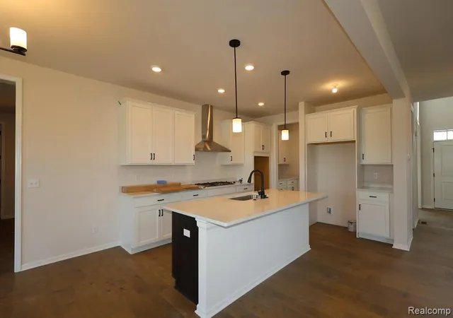 Photo 4 of Sale Pending at 61887 Hevel Ln, Washington, MI 48094 | MLS# 60980895 | Listing updated on 2026-09-06