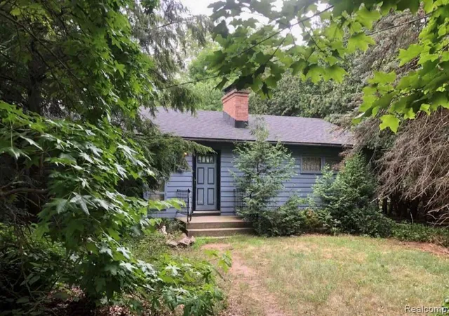 Photo 1 of Sale Pending at 2204 Rogue River Rd, Belmont, MI 49306 | MLS# 61015618 | Listing updated on 2026-08-02