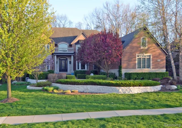 Photo 1 of Mansion for sale at 1867 Lincolnshire Dr, Rochester Hills, MI 48309 4530 | MLS# 60987027 | Listing updated on 2026-10-30