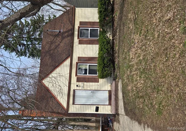 1st image of 18109 Cornwall St, Detroit, MI 48224 1427 | MLS# 60978936