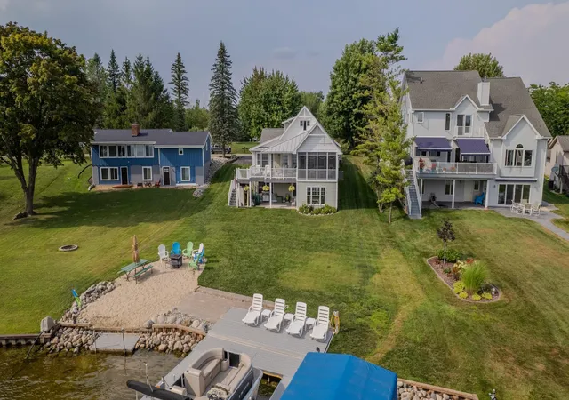 Photo 3 of Single family home for sale at 1557 Manchester Way, Gladwin, MI 48624 | MLS# 50219174 | Listing updated on 2026-09-20