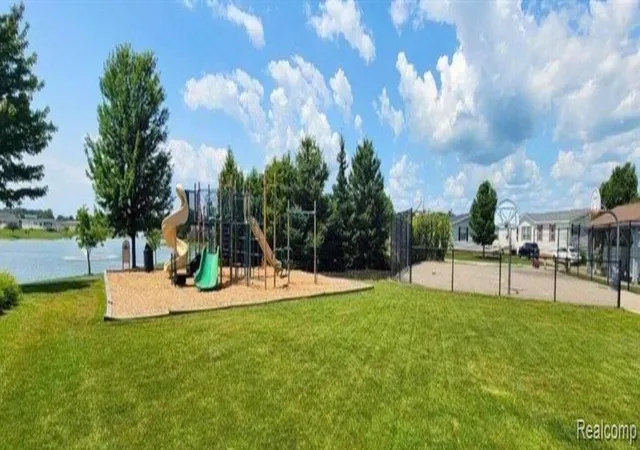 22nd image of 37886 Wolcott Lane, New Haven, MI 48048 | MLS# 61003437