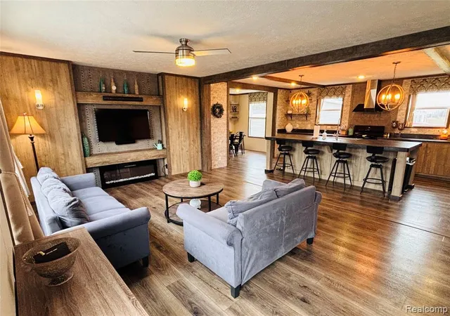 2nd image of 37886 Wolcott Lane, New Haven, MI 48048 | MLS# 61003437